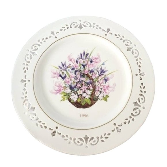 LENOX Plate Collectible Colonial Bouquet 1996 Vintage 24K gold trim - Picture 1 of 8